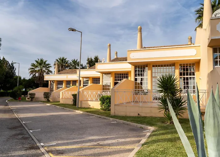 Ponta Grande Apartmanhotel 5*