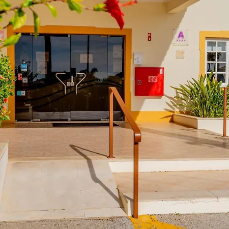 Ponta Grande Appart hôtel *