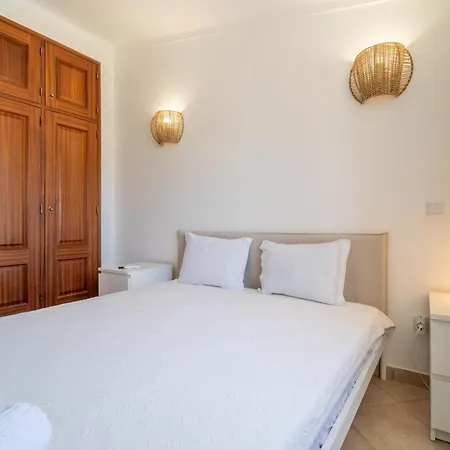 Ponta Grande 알부페이라