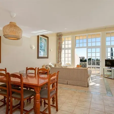 Ponta Grande 아파트호텔 *