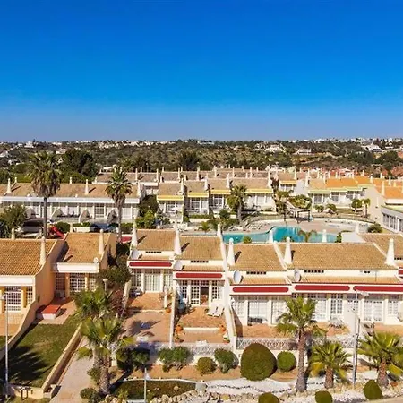 Ponta Grande Appart hôtel *