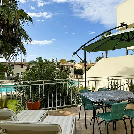 Appart hôtel Ponta Grande *