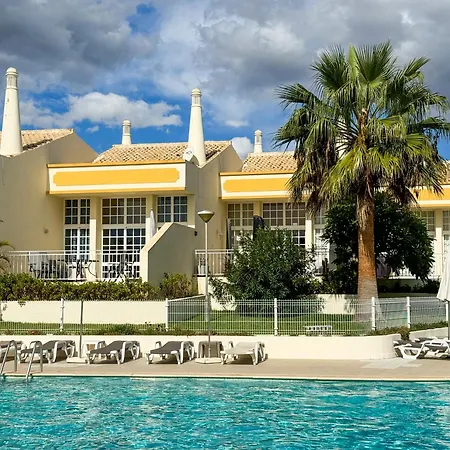 Ponta Grande 알부페이라